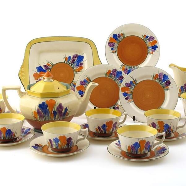 Jimmy Greaves’ Clarice Cliff Collection under the hammer in Salisbury Image