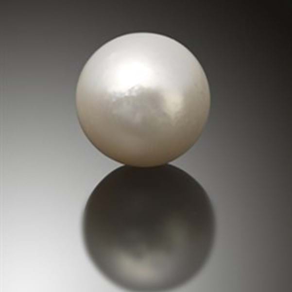 Largest Natural Round Pearl at Auction Image
