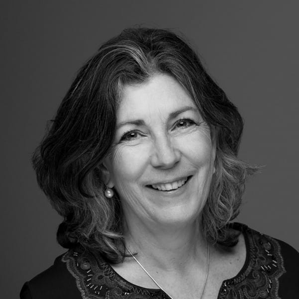 Lindsay Julian Image