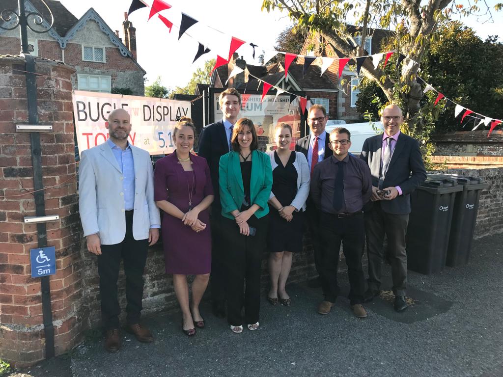 PHOTO-2019-09-18-19-28-58 (1).jpg 