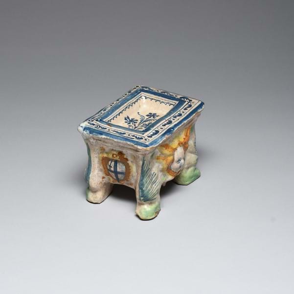 Early English Delftware Image